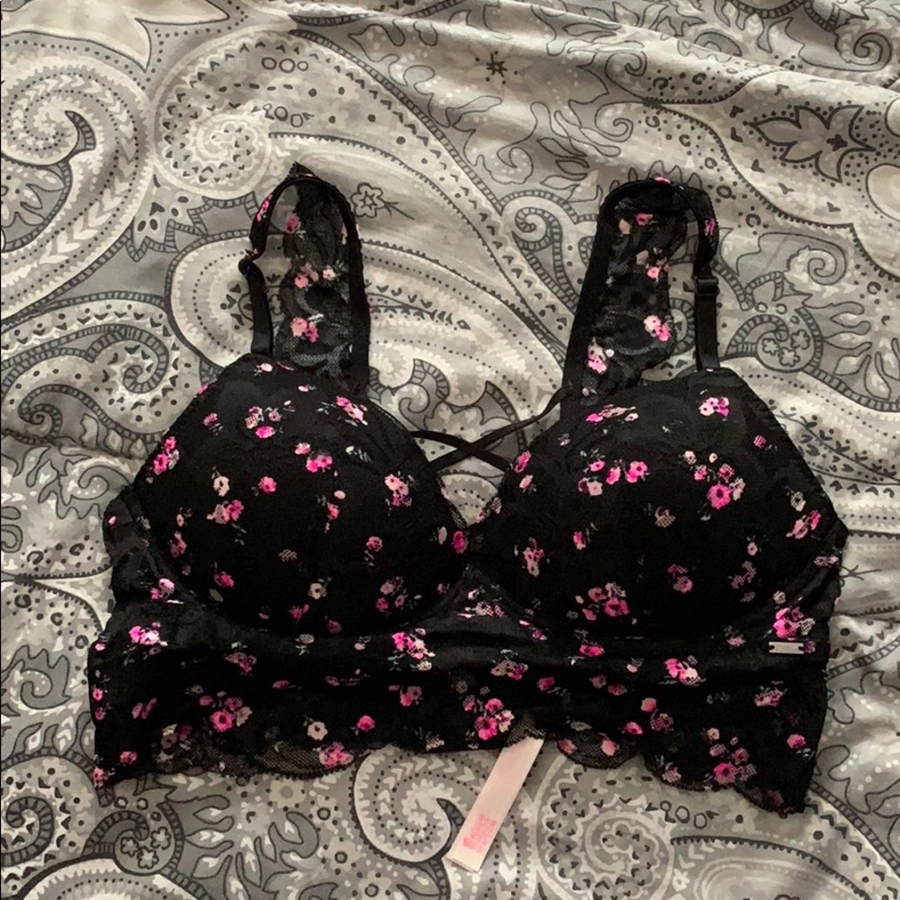(NWOT) PINK VS Strappy Bralette